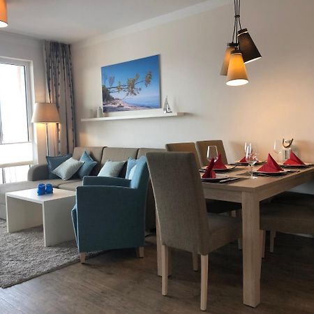 Aparthotel Waterkant Suites Бёргеренде-Ретвиш Экстерьер фото