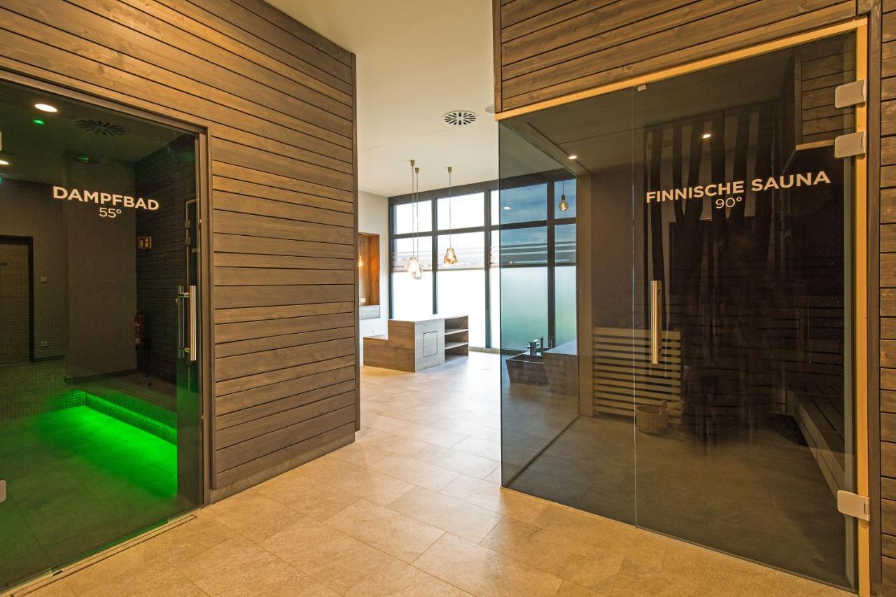 Aparthotel Waterkant Suites Бёргеренде-Ретвиш Экстерьер фото